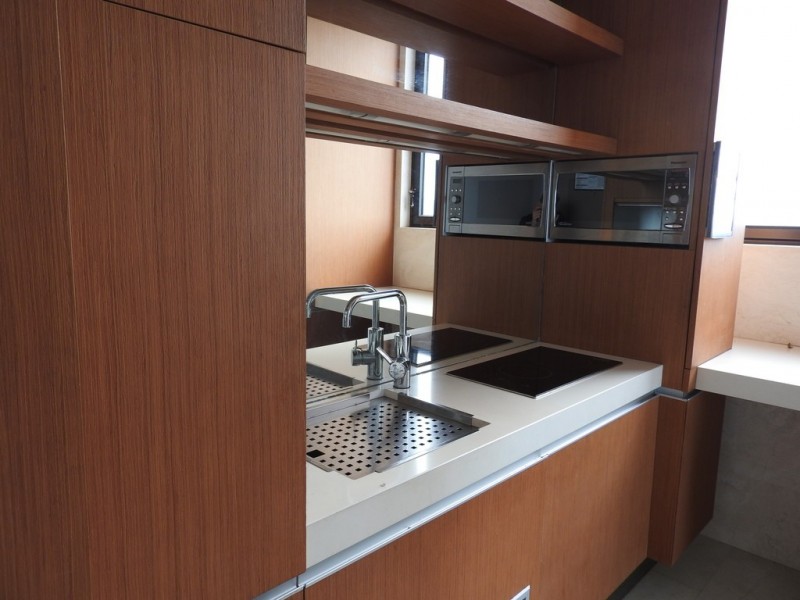 1201/75-77 The Strand, North Ward QLD 4810