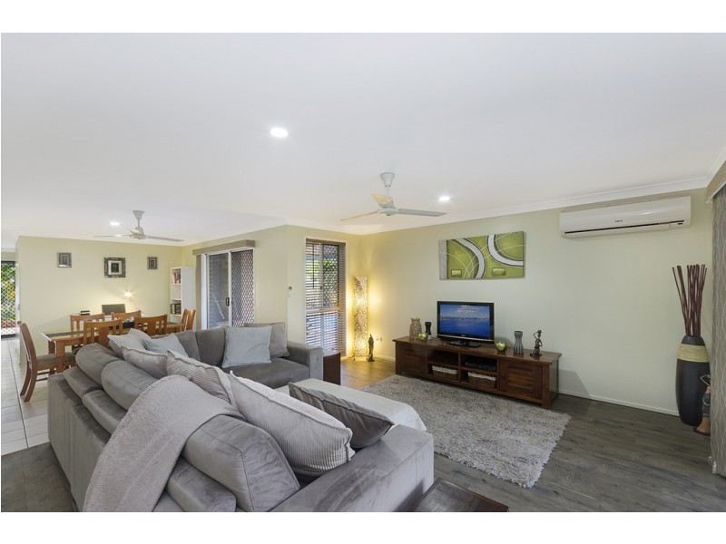 54 Wallace Circuit, Kirwan QLD 4817