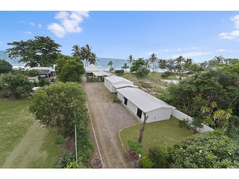 28 Reef Street, Saunders Beach QLD 4818