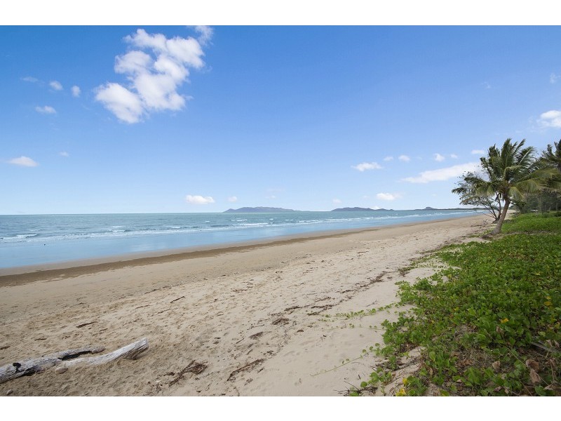 28 Reef Street, Saunders Beach QLD 4818