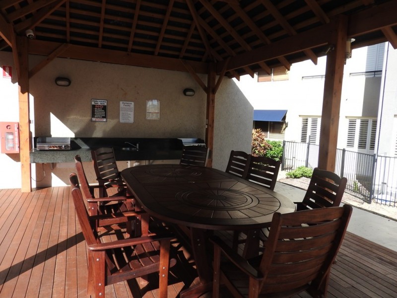 319/41-51 Oonoonba Road, Idalia QLD 4811