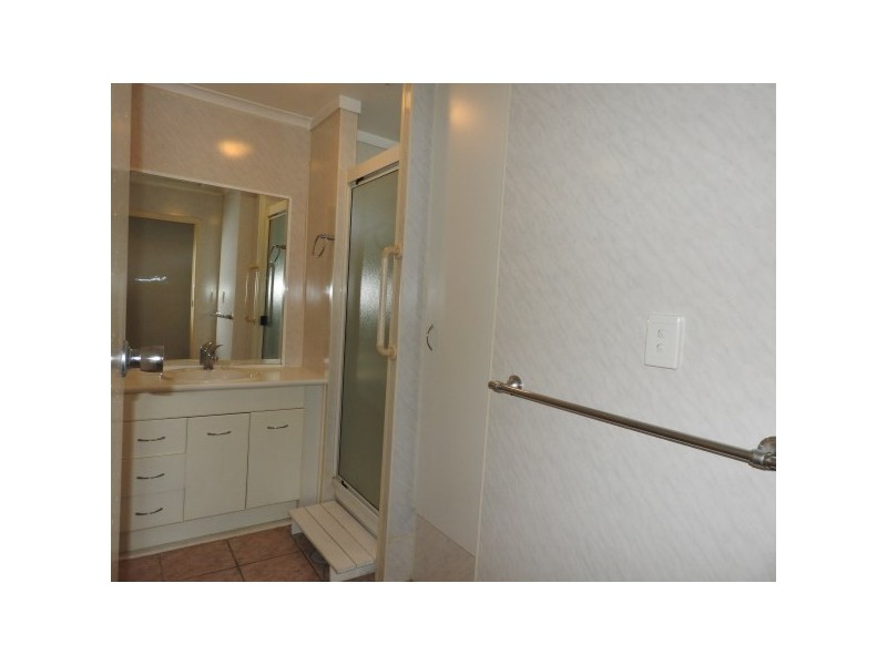 3 Mott Street, Heatley QLD 4814