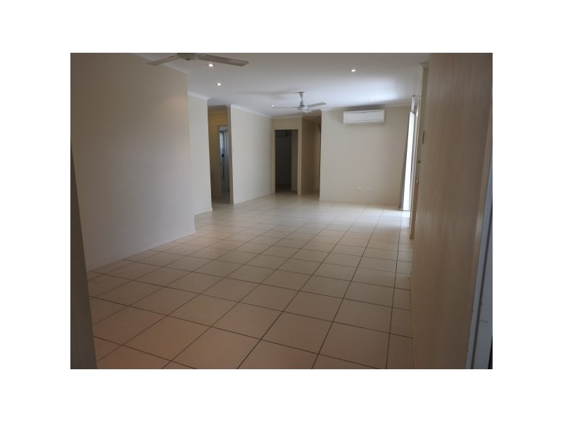 15 Puffer Court, Mount Louisa QLD 4814