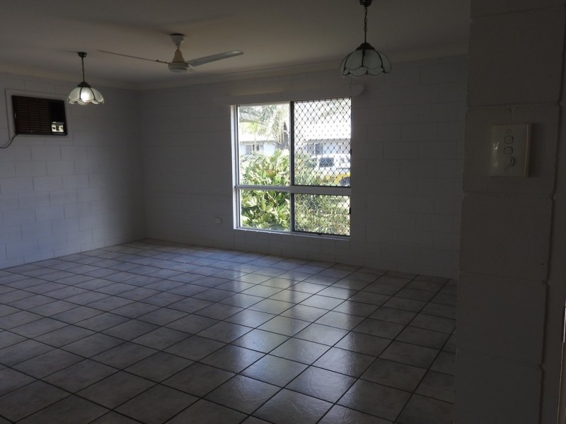 38 Leila Avenue, Rasmussen QLD 4815