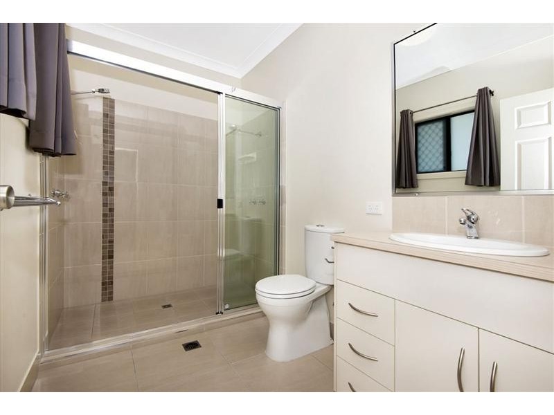 40 Zoe Court, Mount Louisa QLD 4814