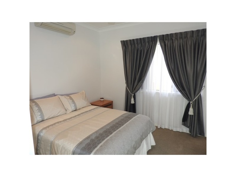 28 Park Lane, Kirwan QLD 4817