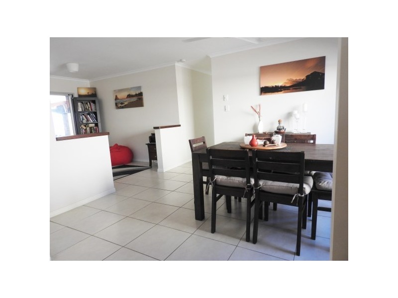 18 Samantha Street, Kelso QLD 4815