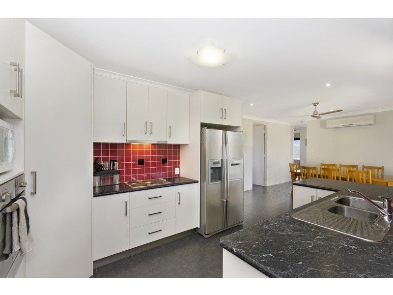 53 Blackview Avenue, Black River QLD 4818