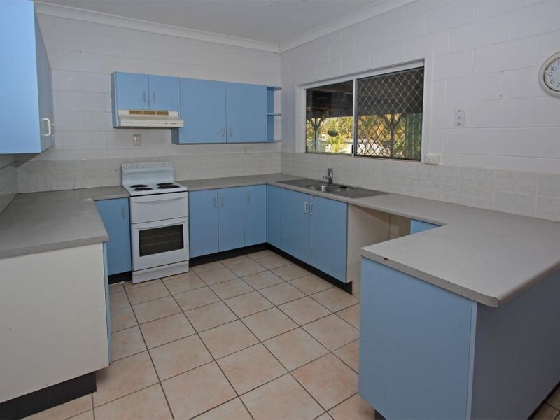 25 Shetland Place, Kelso QLD 4815