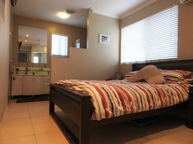 112 Kern Brothers Drive, Kirwan QLD 4817