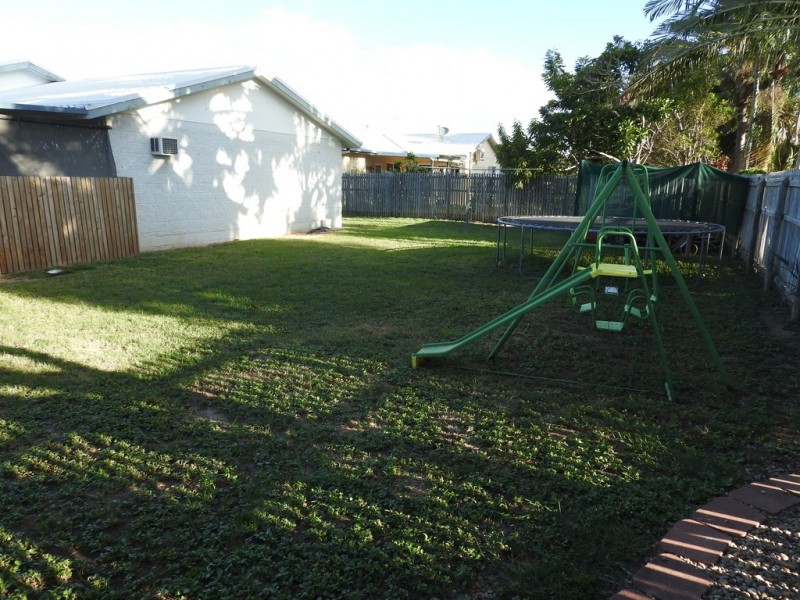 112 Kern Brothers Drive, Kirwan QLD 4817