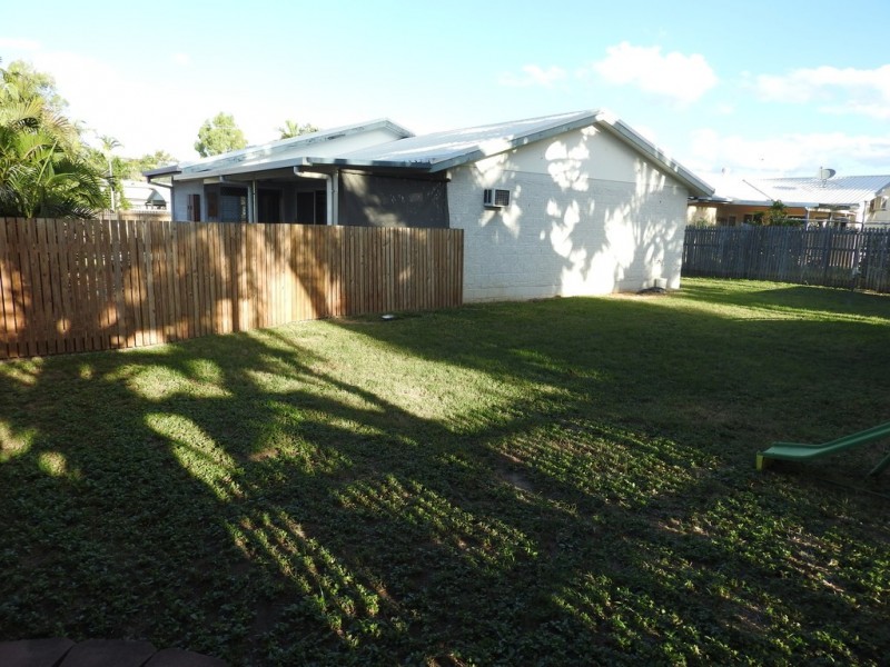 112 Kern Brothers Drive, Kirwan QLD 4817
