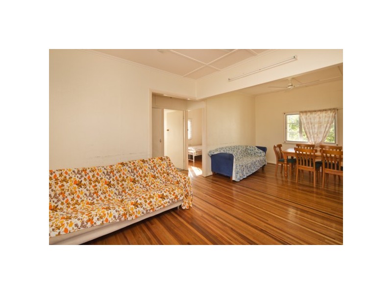 139 Ross River Road, Mundingburra QLD 4812