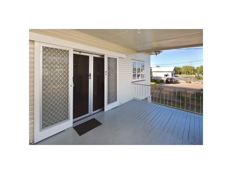 139 Ross River Road, Mundingburra QLD 4812