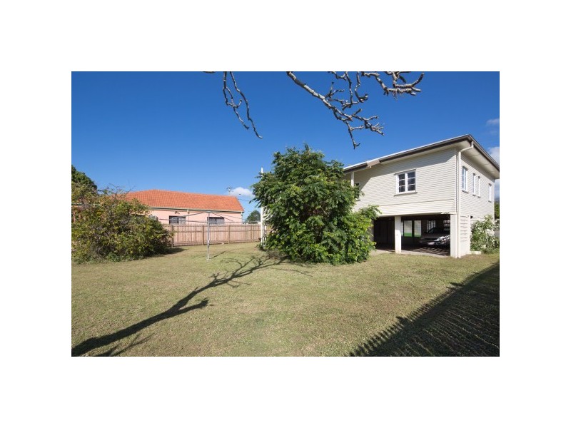 139 Ross River Road, Mundingburra QLD 4812