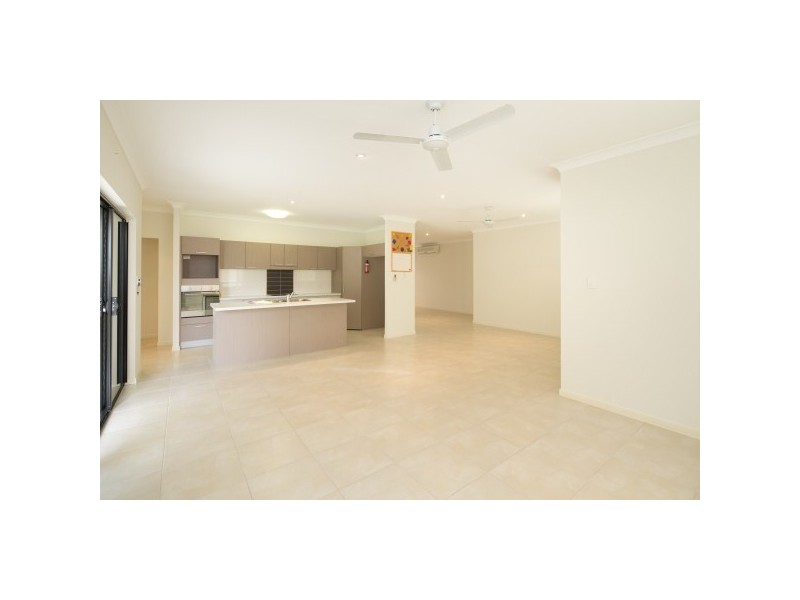 12 Chapple Street, Mount Louisa QLD 4814