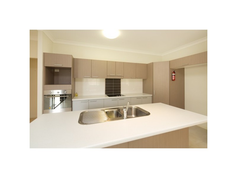 12 Chapple Street, Mount Louisa QLD 4814