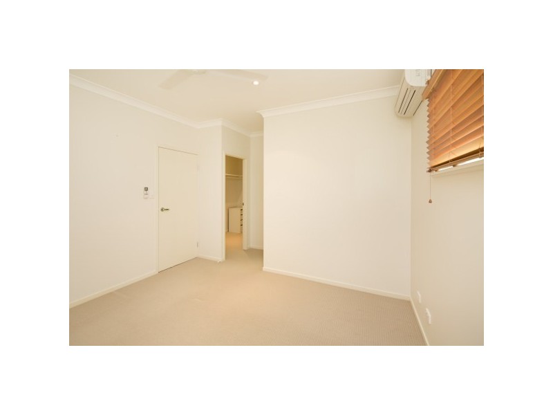 12 Chapple Street, Mount Louisa QLD 4814