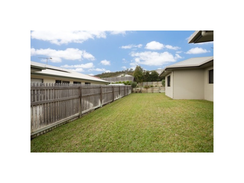 12 Chapple Street, Mount Louisa QLD 4814