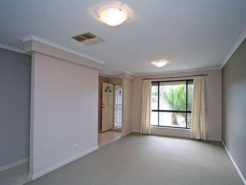 10 Castle Drive, Burton SA 5110