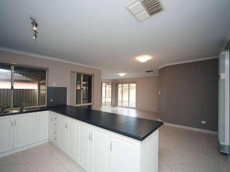10 Castle Drive, Burton SA 5110