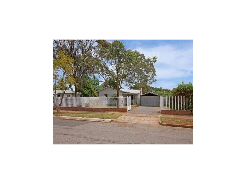 8 Parham Street, Elizabeth Downs SA 5113