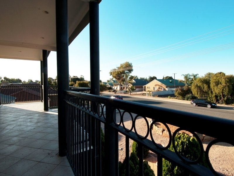 31 Twentyfirst Street, Renmark SA 5341