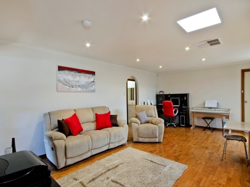 26 Shirley Avenue, Parafield Gardens SA 5107