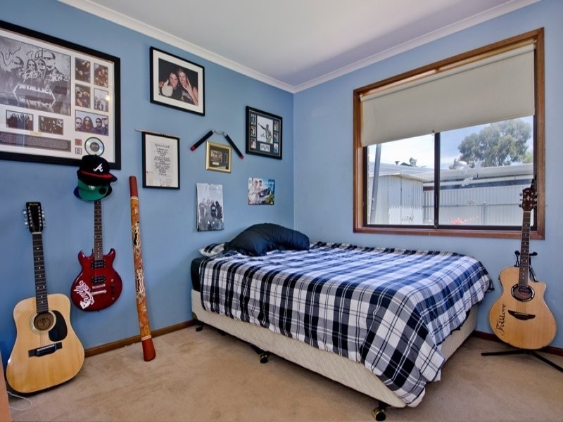 26 Shirley Avenue, Parafield Gardens SA 5107