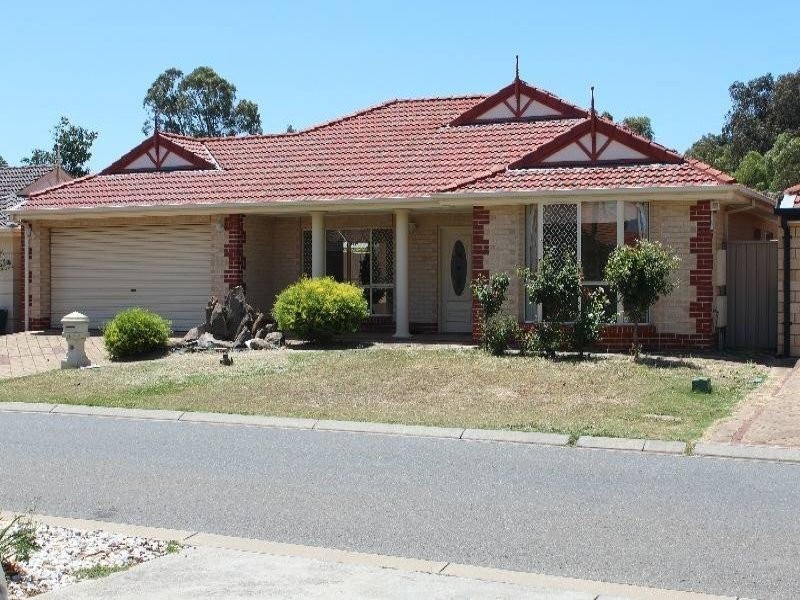 4 Rosecombe Place, Parafield Gardens SA 5107