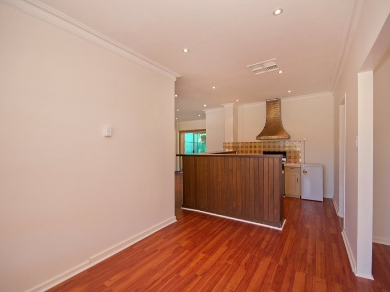 43 Jacaranda Drive, Salisbury East SA 5109