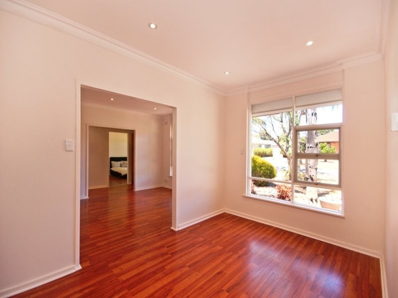 43 Jacaranda Drive, Salisbury East SA 5109
