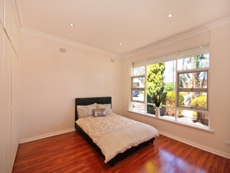 43 Jacaranda Drive, Salisbury East SA 5109