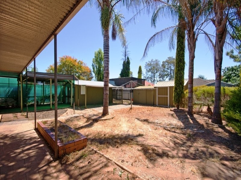 43 Jacaranda Drive, Salisbury East SA 5109