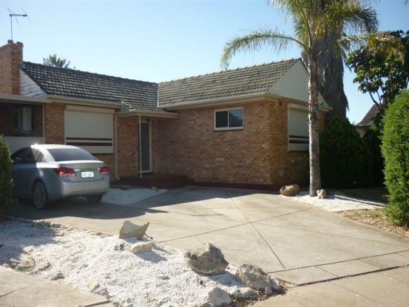 12 Peacock Road, Elizabeth Downs SA 5113