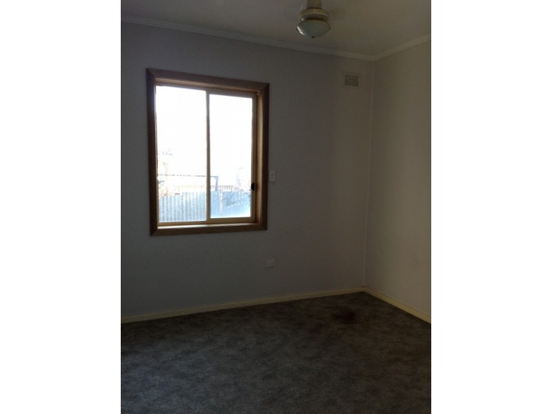 12 Peacock Road, Elizabeth Downs SA 5113