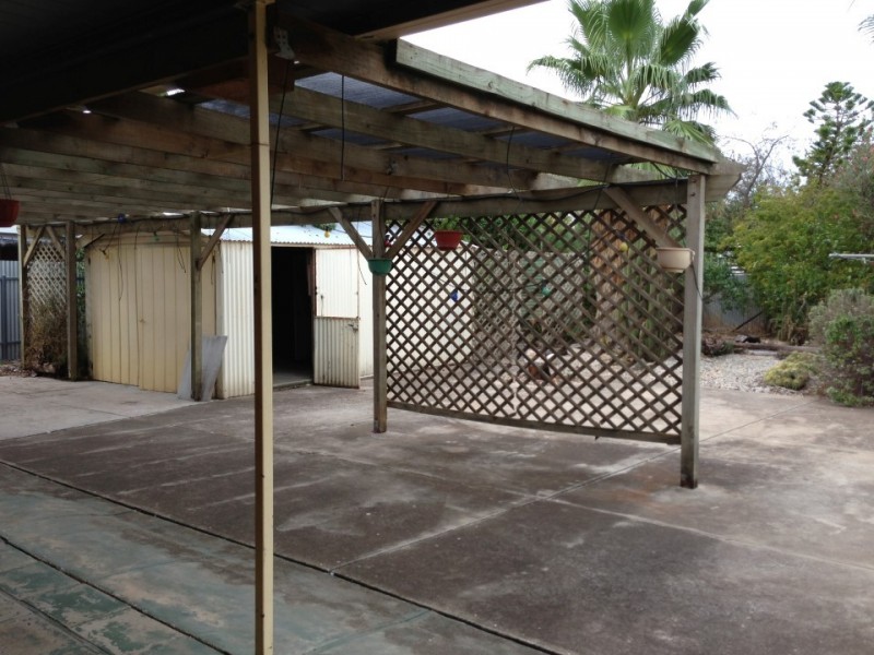 12 Peacock Road, Elizabeth Downs SA 5113