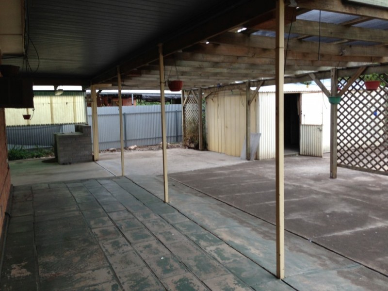 12 Peacock Road, Elizabeth Downs SA 5113