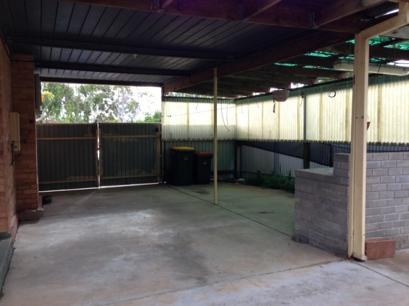 12 Peacock Road, Elizabeth Downs SA 5113