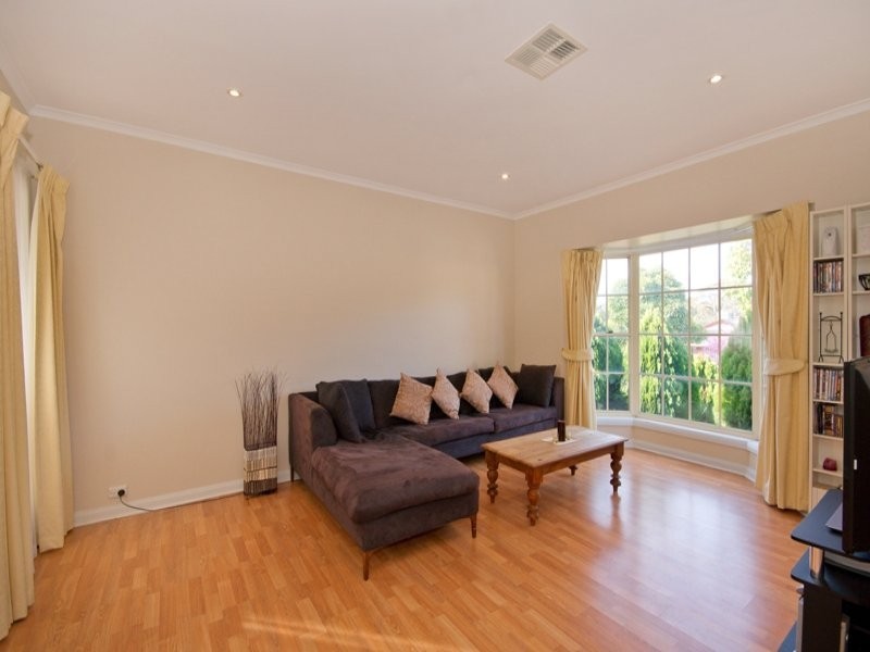 14A Ridgefield Avenue, Paradise SA 5075