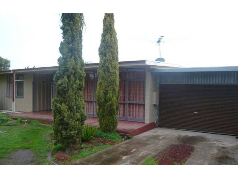 4 Tolmer Road, Elizabeth Park SA 5113