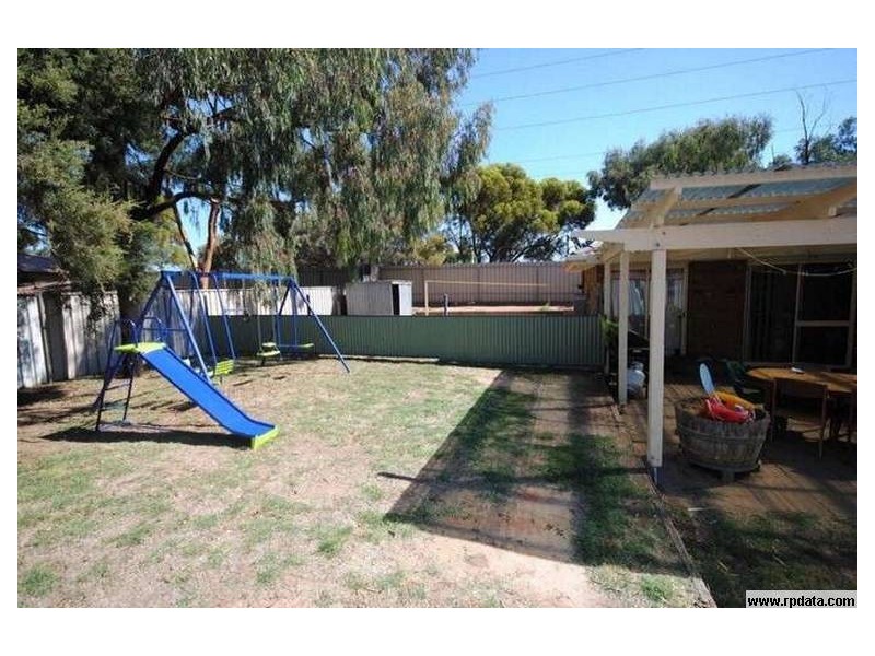 2 Sanctuary Walk, Blakeview SA 5114