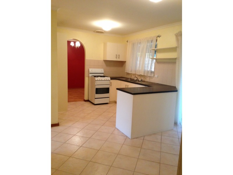 27 Barmera Avenue, Hope Valley SA 5090