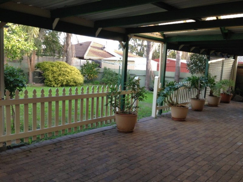 27 Barmera Avenue, Hope Valley SA 5090