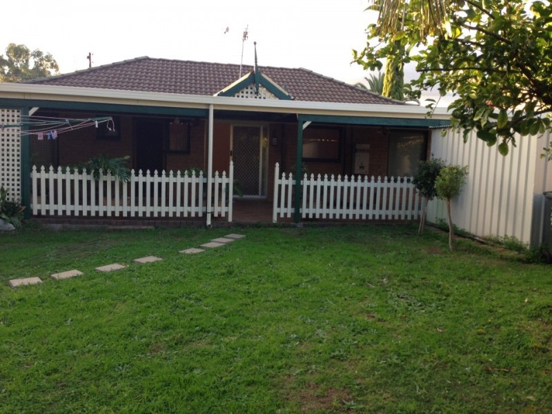 27 Barmera Avenue, Hope Valley SA 5090