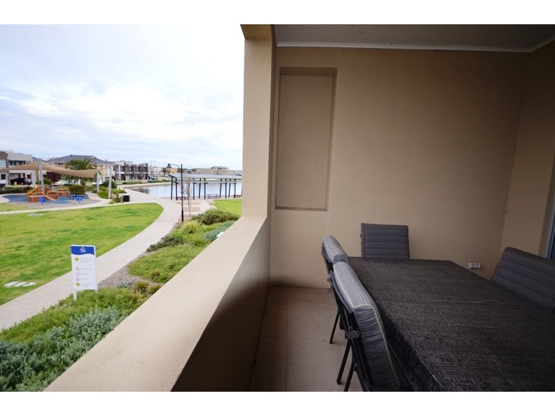 4 Marcella Lane, Mawson Lakes SA 5095