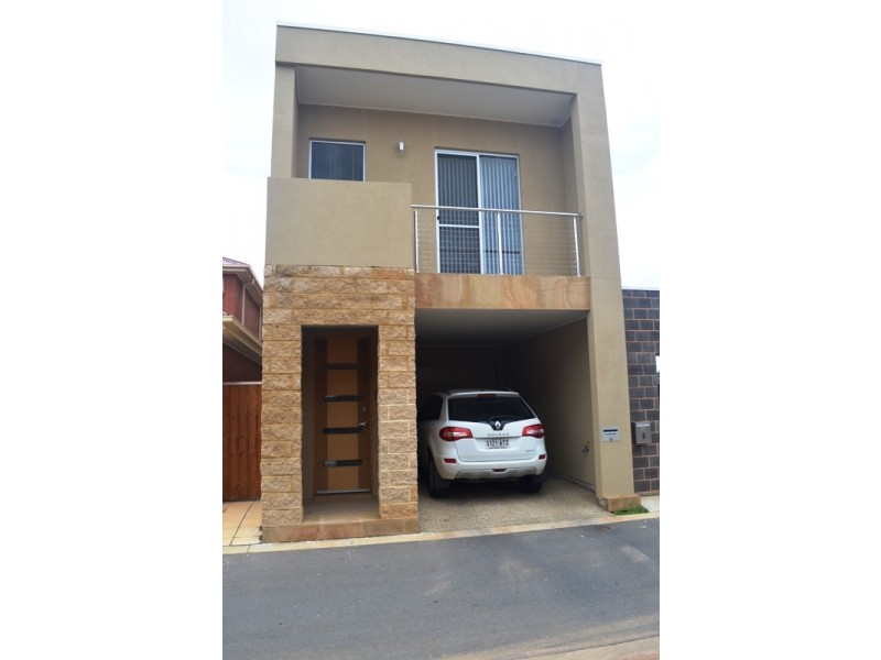 4 Marcella Lane, Mawson Lakes SA 5095
