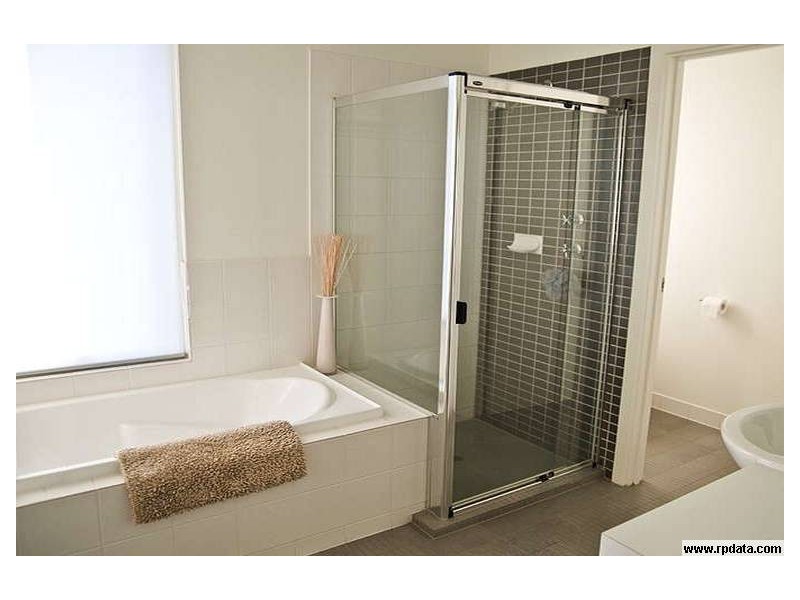 5 Fraser Lane, Mawson Lakes SA 5095