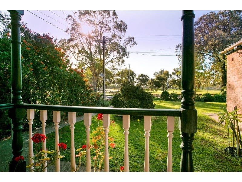 21 Lionel Avenue, Blair Athol SA 5084