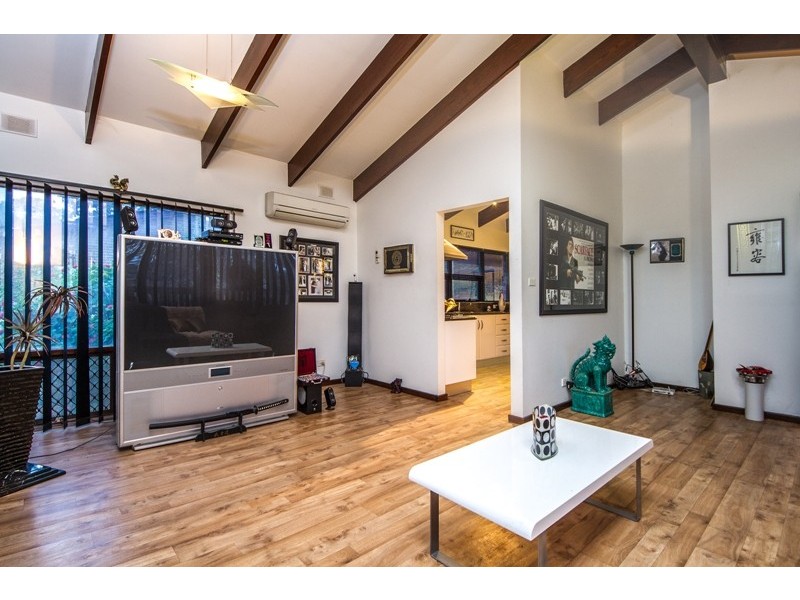 16 Elm Road, Campbelltown SA 5074